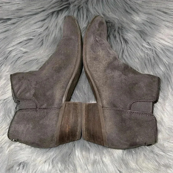 Circus by Sam Edelman 8.5 Preston Grey Faux Suede Stacked Heel Ankle Boots - Picture 7 of 13